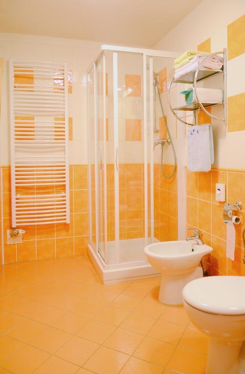 Garni Hotel Fellini Žiar nad Hronom 部屋 写真